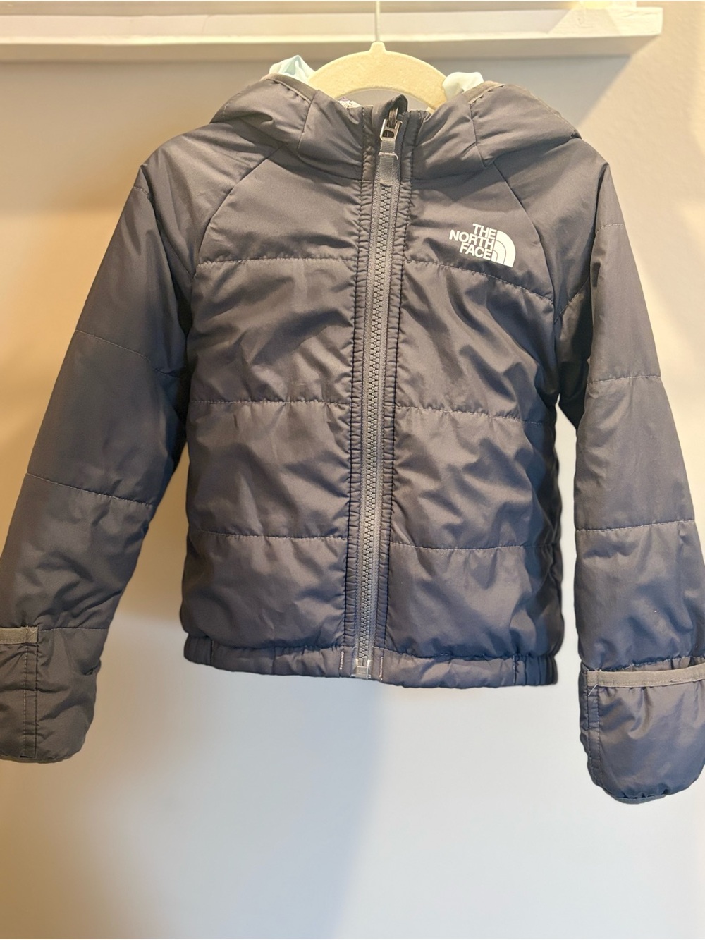 The North Face Kids Navy Blue Puffer Jacket - Picture 1 of 4